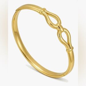 Gorgeous Nordstrom 18KT Gold Dip Horse Bit bracelet